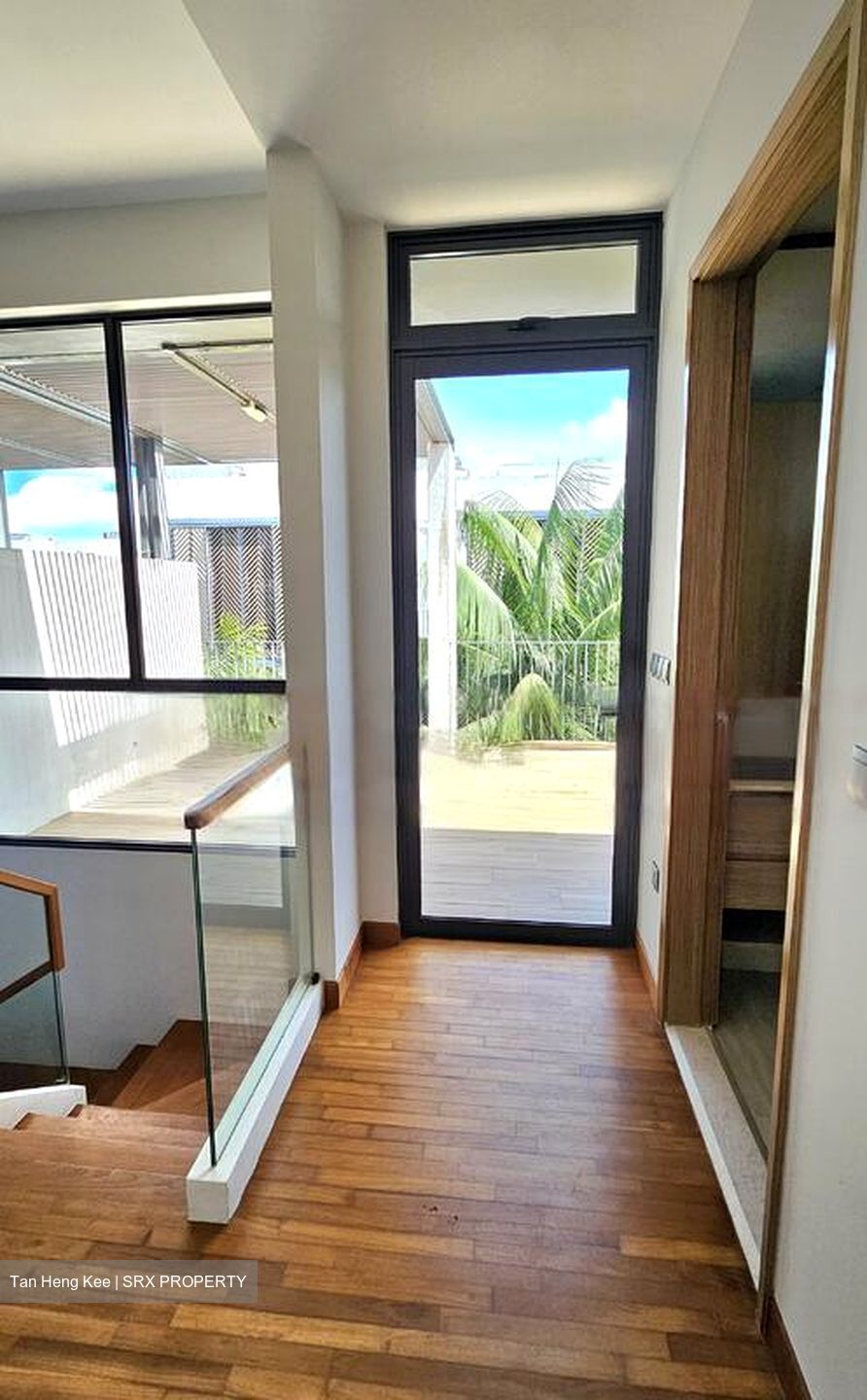 Alana (D28), Terrace #503683771